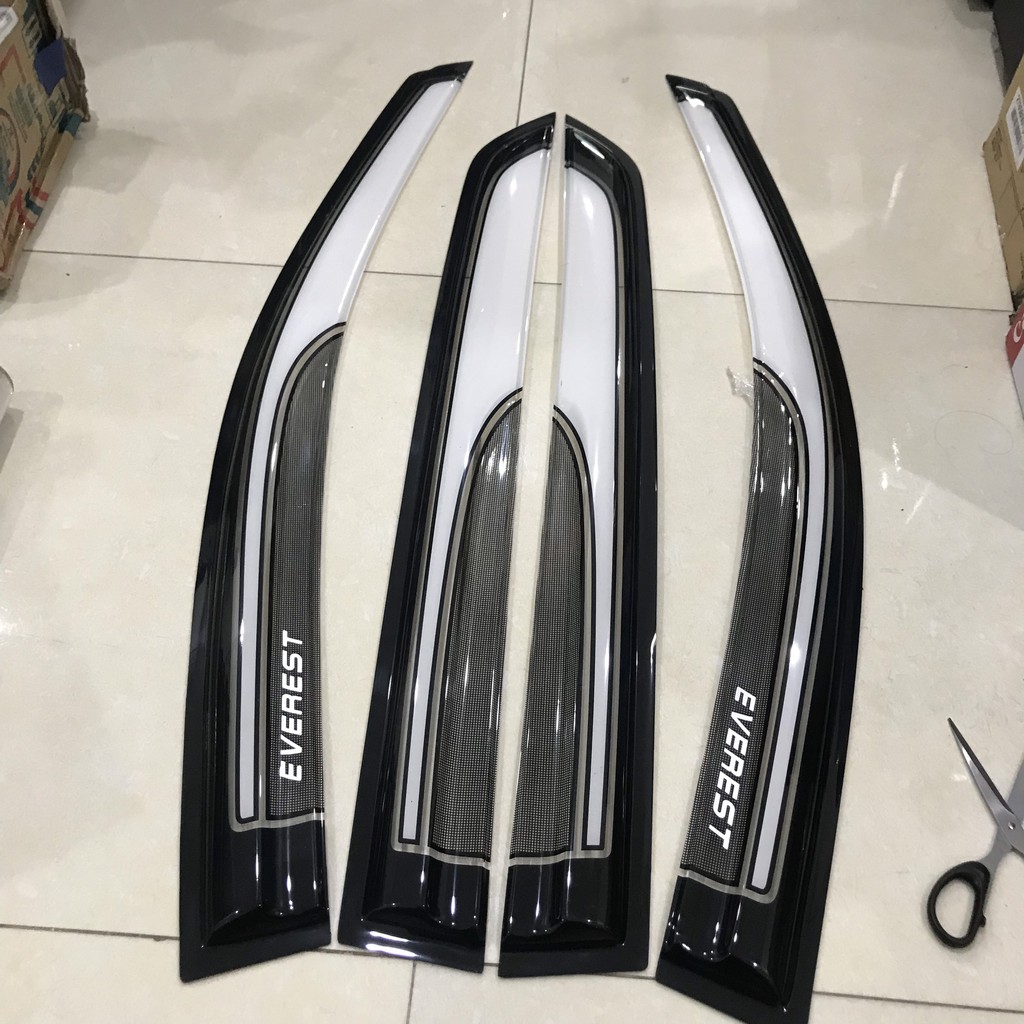 Vè che mưa sơn gồ 2 màu xe Ford Everest đời 2017- 2018- 2019 - 2020- 2021 Hàng cao cấp