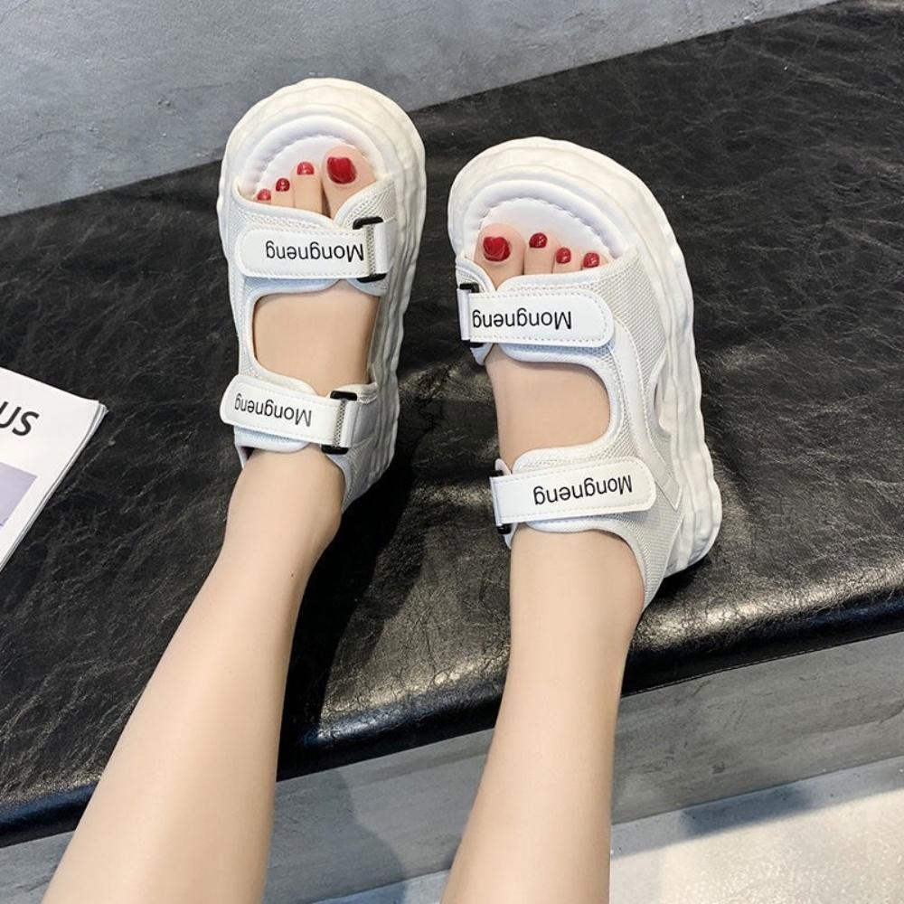 Giày Sandal Nữ MWC 2943 - Sandal Đế Bánh Mì 4p Siêu Hack Dáng 2 Quai Ngang Lót Dán Thời Trang Đi Học Đi Làm