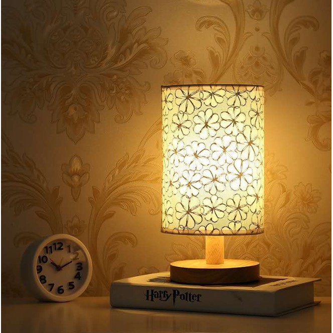 Đèn Bàn Đầu Giường Phòng Ngủ Bàn Đơn Giản- Hiện Đại- Cá Tính Đèn LED Ban Đêm Tiết Kiệm Năng Lượng
