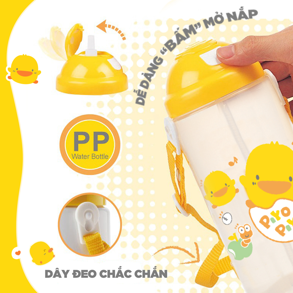 Bình nước cho bé đi học có dây đeo Piyo Piyo 600ml, bấm nút để mở, ống hút chống tràn