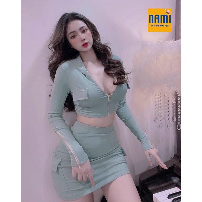 SET THỂ THAO CROPTOP MŨ KHOÁ KÉO KÈM CHÂN VÁY ÔM BODY SEXY QUYẾN RŨ - QANU451