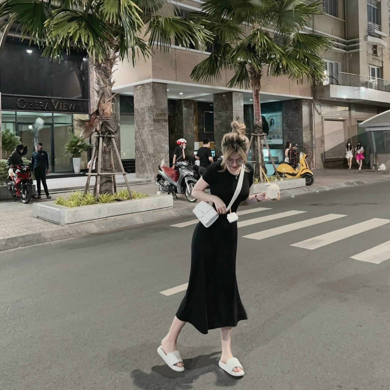 ĐẦM THUN GÂN TĂM SIÊU DÀI XẺ TÀ MÀU Y HÌNH