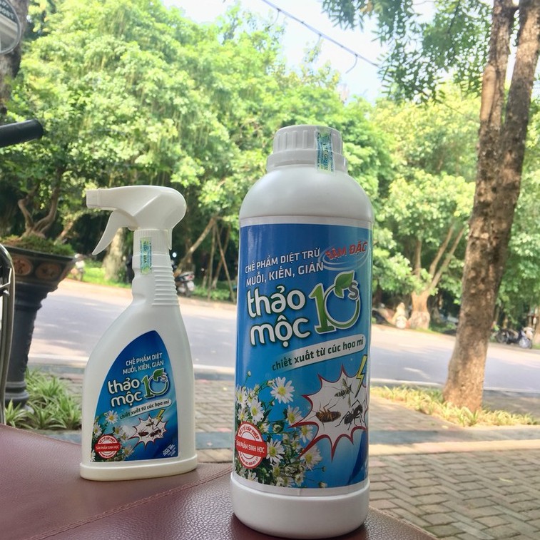 Chai Thảo mộc 10s đậm đặc dung tích 1 lít  diệt ruồi muỗi kiến gián và các loại côn trùng  - sản phẩm sử dụng an toàn cho môi trường và con người