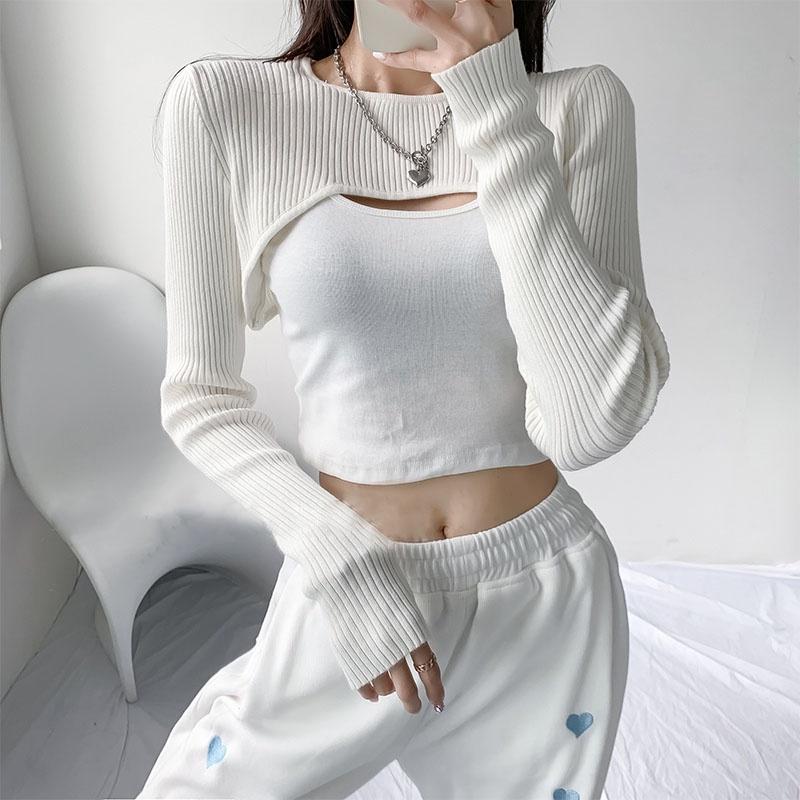 Set 2 món áo croptop dài tay khoét ngực kèm áo hai dây chất vải len tăm phong cách quyến rũ SKNHD2