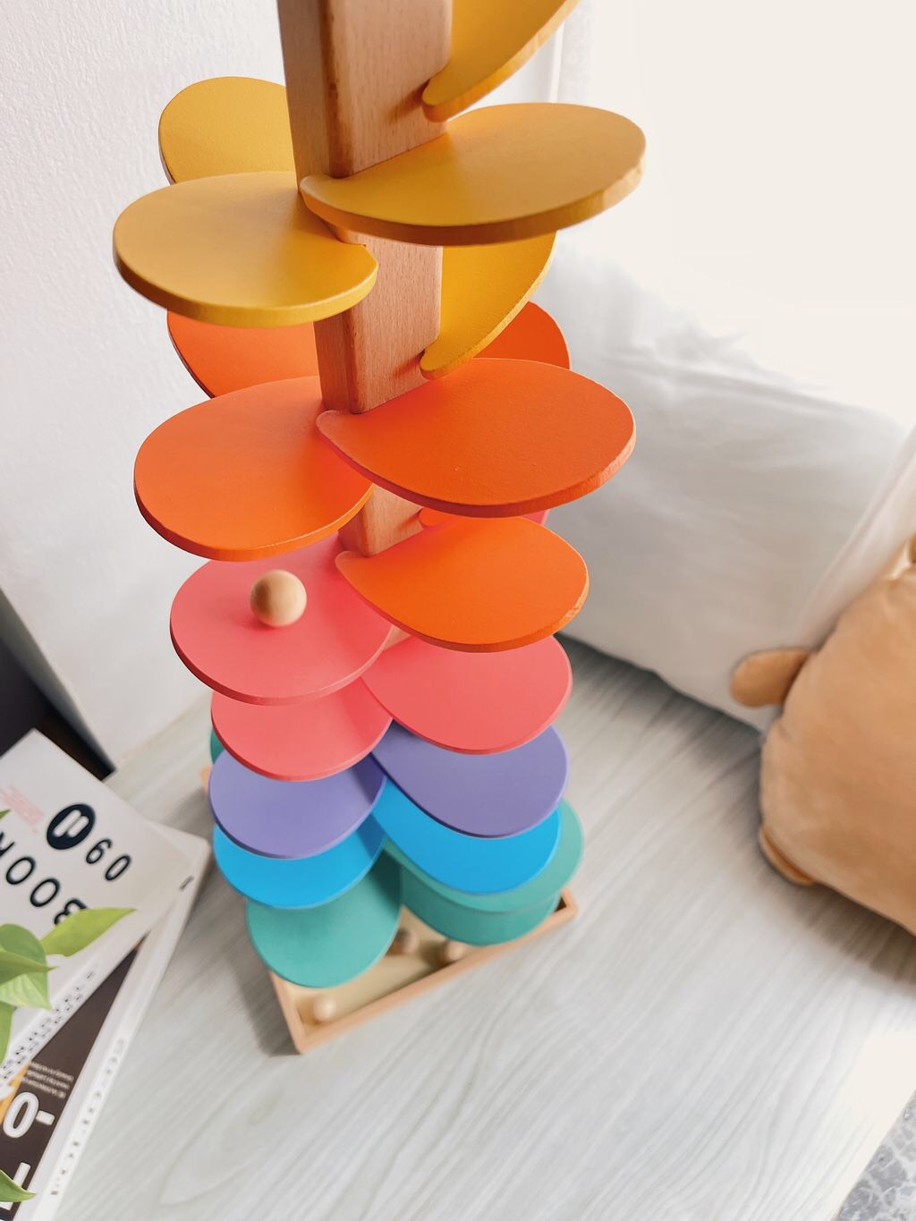 Giáo cụ Montessori cho bé 1-3 tuổi Tháp Cầu Vồng Thả bóng gỗ Sound Rainbow Tree
