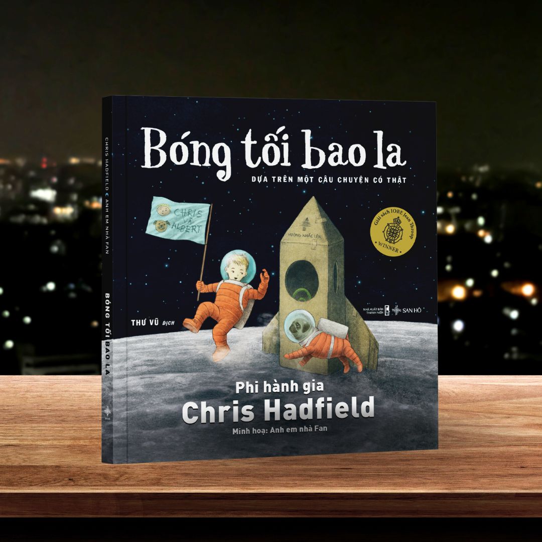Sách Thiếu Nhi - Bóng Tối Bao La - Chris Hadfield - San Hô Books