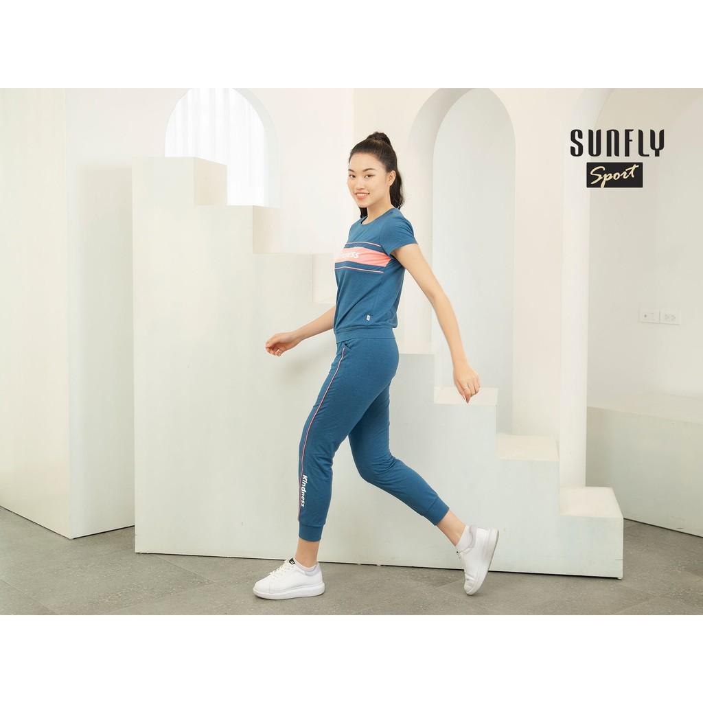 Bộ đồ mặc nhà thể thao SUNFLY áo cộc, quần dài SS5558