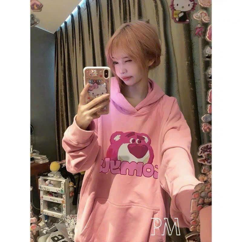 Áo Khoác Nỉ Hoodie Nam Nữ Với Chất Vải dày Dặn Áo Có In Hình Gấu Dâu Dễ Thương Với Dáng Form Rộng Cực Đẹp Hàng Hot Trend HTM FASHION
