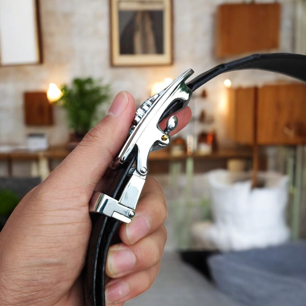 Dây lưng da cá sấu BẢN LỚN phù hợp bụng bia. Da bụng có vân đẹp linh hoạt! (mặt bạc)