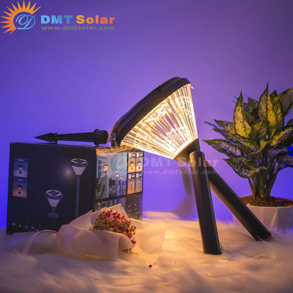 Đèn LED cắm đất năng lượng mặt trời cao cấp DMT-CD07YE