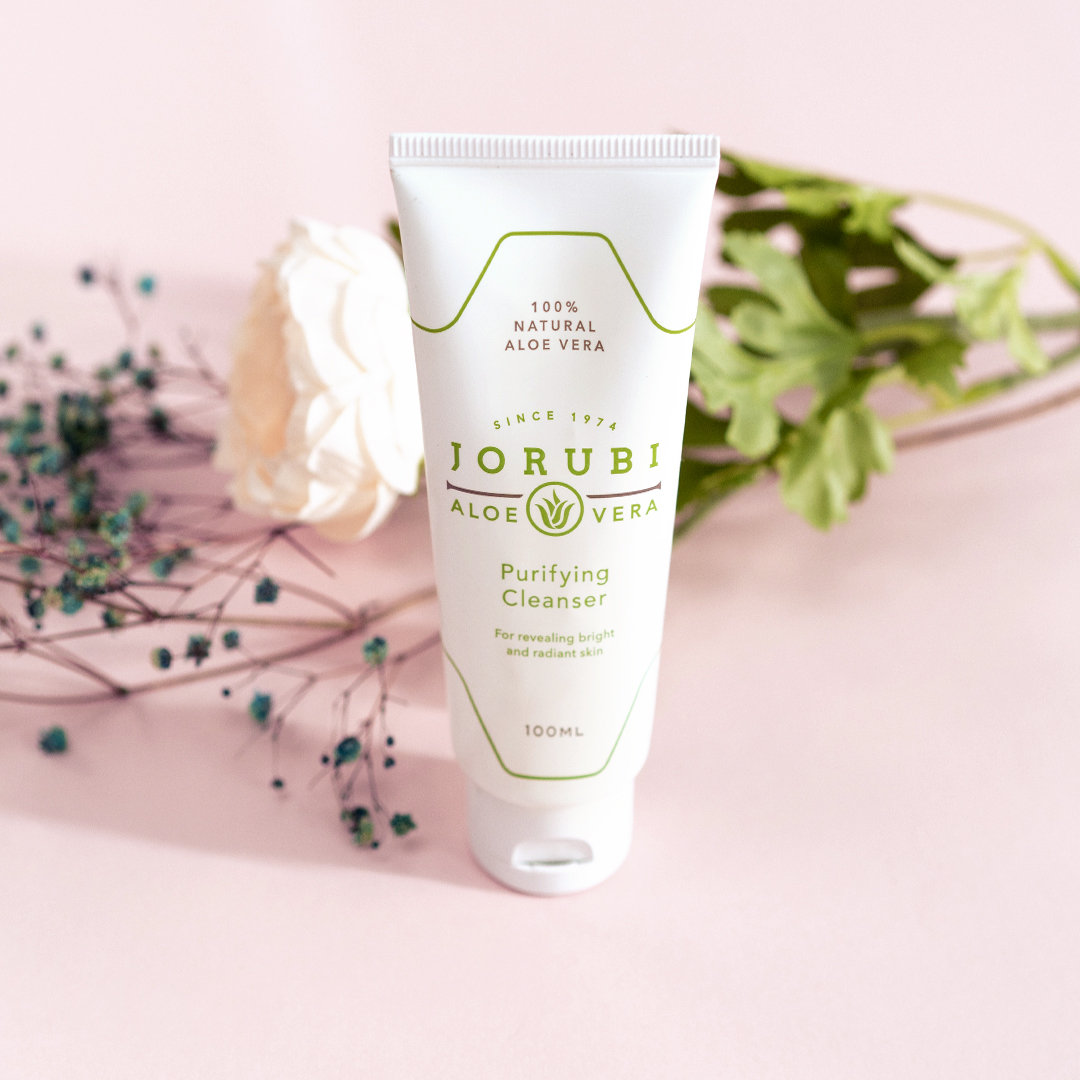 Combo 1 sữa rửa mặt nha đam + 1 kem chống muỗi nha đam sản xuất tại Mỹ Jorubi cleanser 100ml + insect repellent 50g