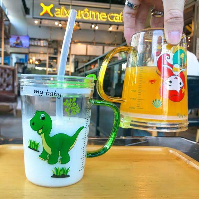 Cốc Tập Uống Sữa Cho Bé Có Chia Vạch Dung Tích 400ML TẶNG KÈM ỐNG HÚT