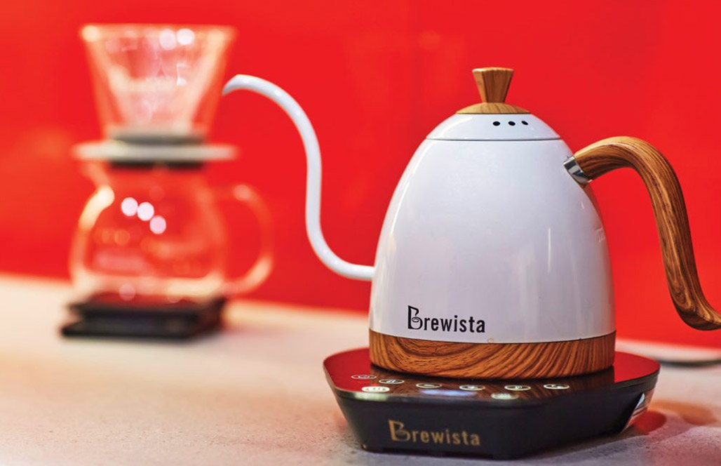 Ấm điện kiểm soát nhiệt độ Brewista Artisan 600ml Gooseneck Variable Kettle - Pearl white