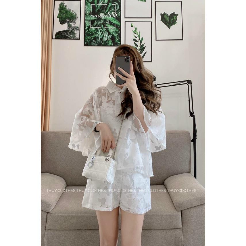 Set 3 món trắng hoa nổi áo sơ mi ren hoa nổi kèm crop 2 dây trong phối quần đùi short cá tính dịu dàng