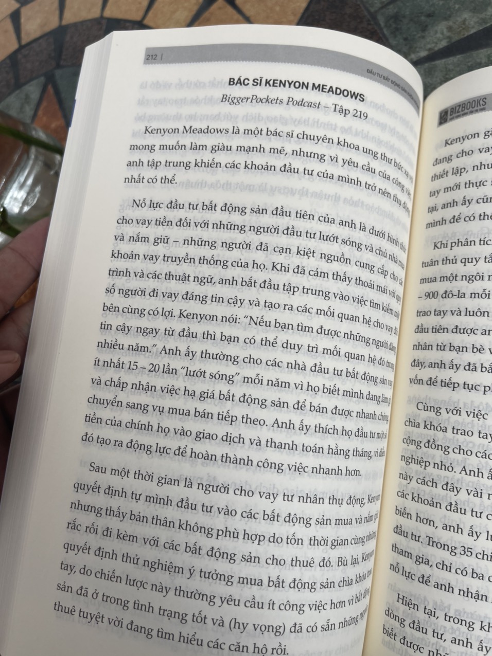 ĐẦU TƯ BẤT ĐỘNG SẢN KHÔN NGOAN – BẮT ĐẦU NHỎ, SINH LỜI LỚN – Joshua Dorkin, Brandon Turner - Bizbooks -NXB Hồng Đức