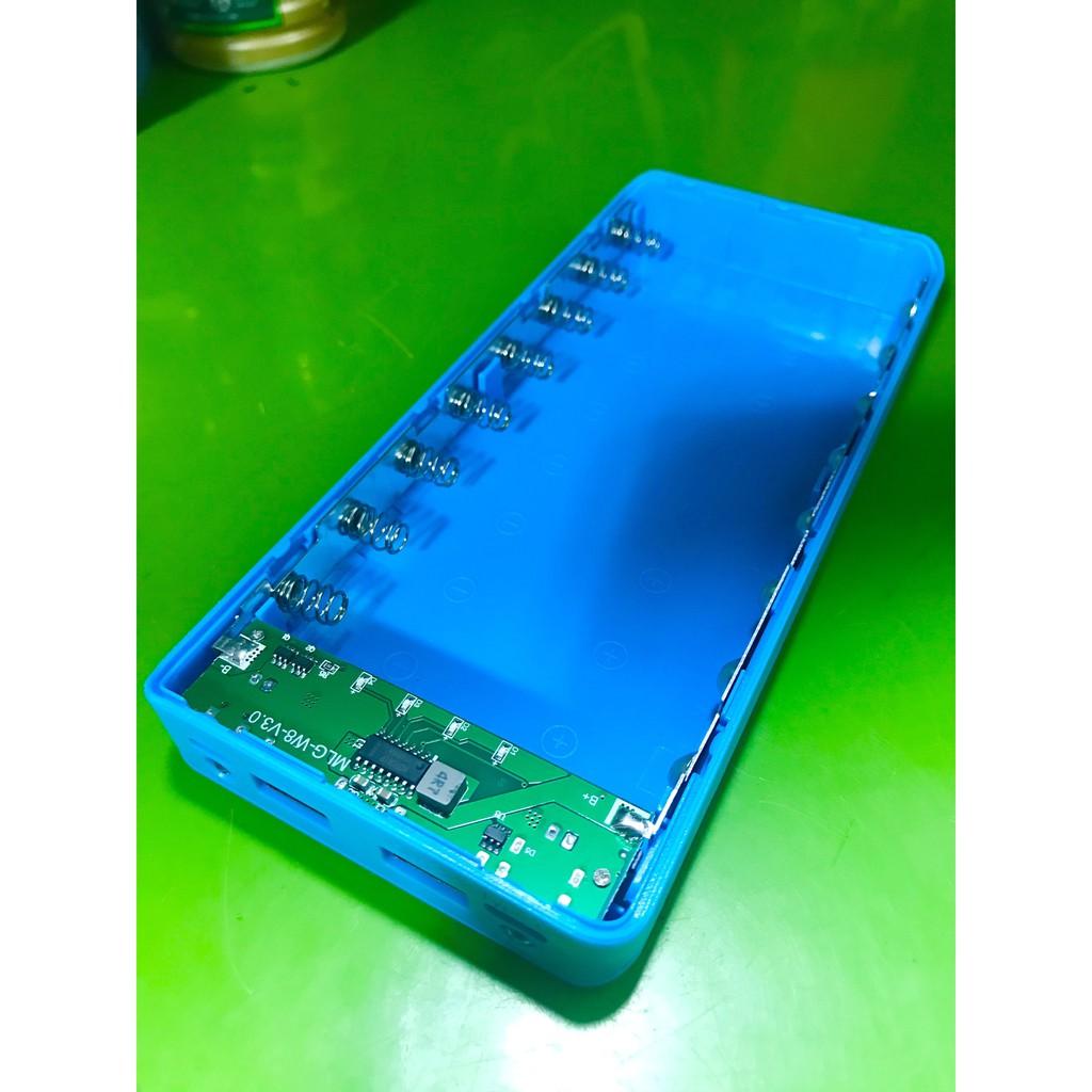 Box sạc dự phòng không pin 8 cell 18650 có cổng Type-C màu xanh dương