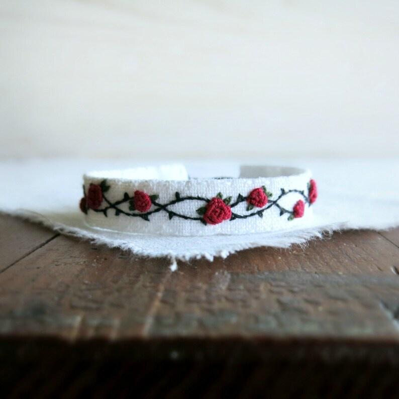 ( CÓ SẴN) DIY TỰ THÊU CHOKER- THÊU VÒNG ĐEO TAY- KIT NGUYÊN LIỆU TỰ LÀM TRANG SỨC HANDMADE