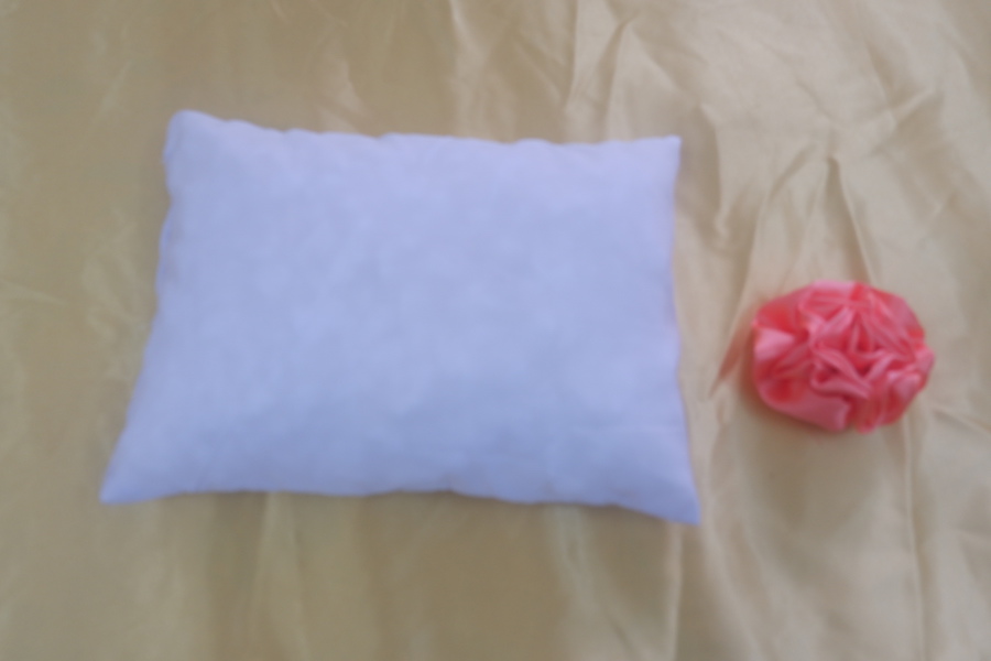 Gối trẻ em cao su nhuyễn thiên nhiên 100% , kích thước 20*27cm
