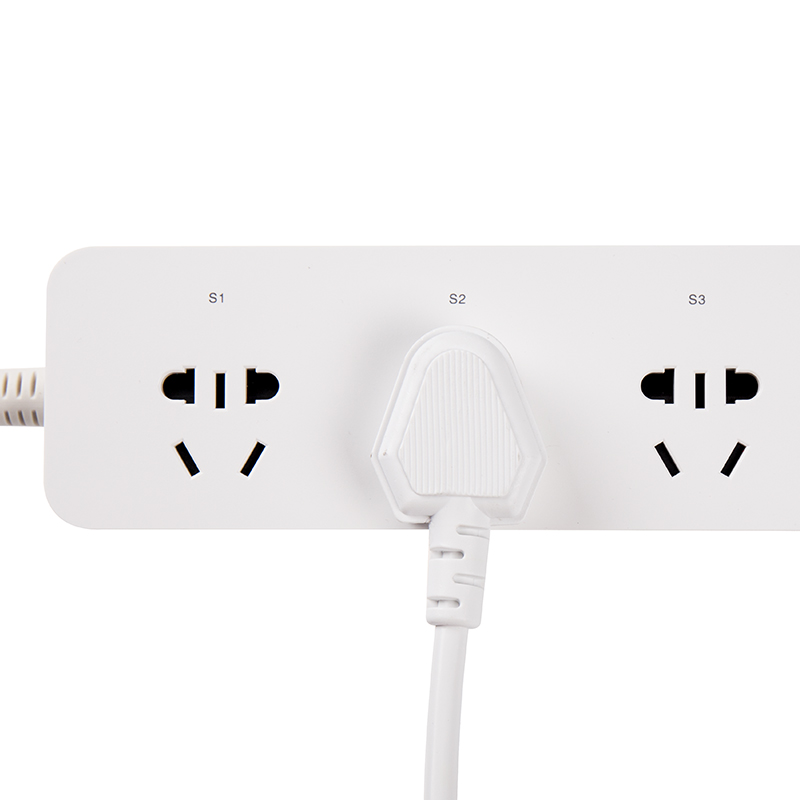 Ổ cắm điện từ xa 4 cổng BROADLINK MP1
