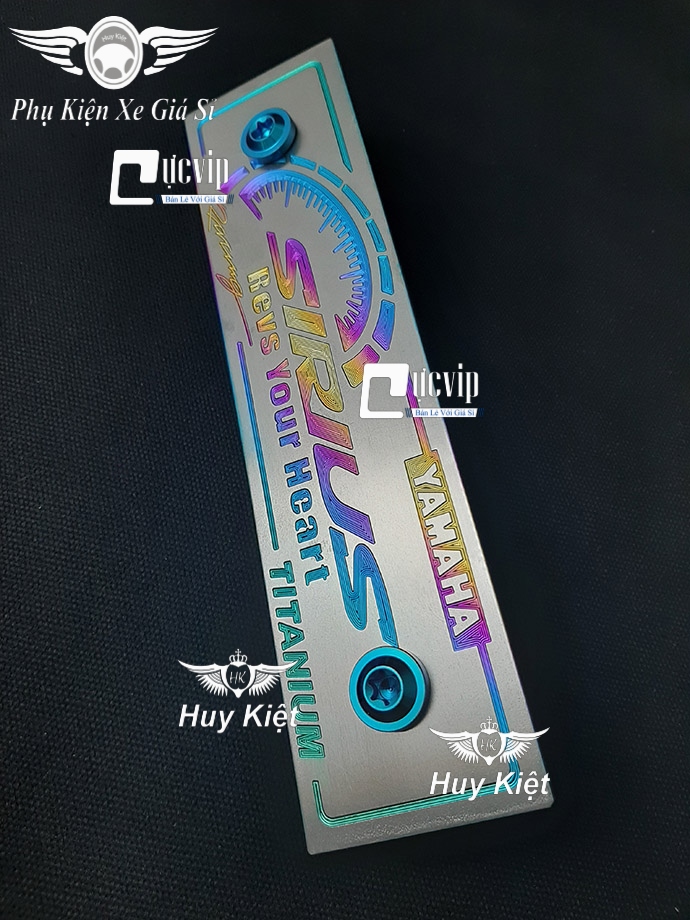 Bảng Tên Sirius Titan  Kèm 2 Ốc Titan Thật GR5 MS3620 - Tặng 01 Móc Gắng Chìa Khóa Xe Ngẫu Nhiên