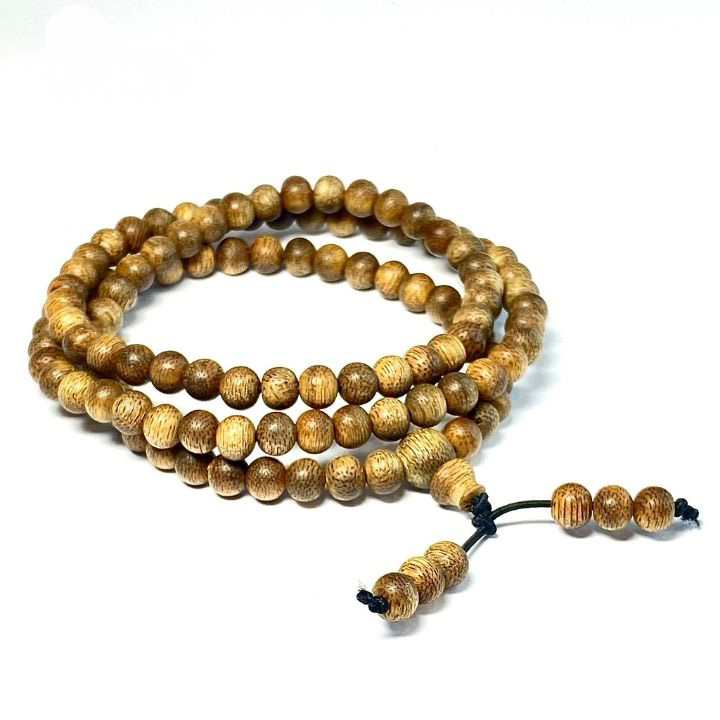 Vòng tay trầm hương 108 hạt - Loại 6 ly - Sáng Bóng - Mùi hương nhẹ nhàng