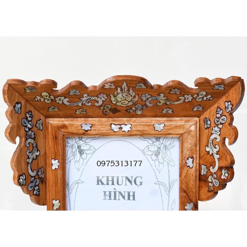 KHUNG HÌNH THỜ GỖ HƯƠNG 13 X 18