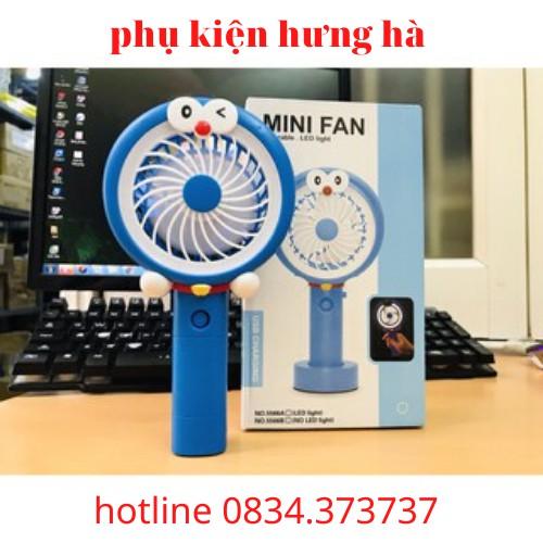 Quạt tích điện cầm tay có đèn hello kitty và doraemon có đèn để bàn