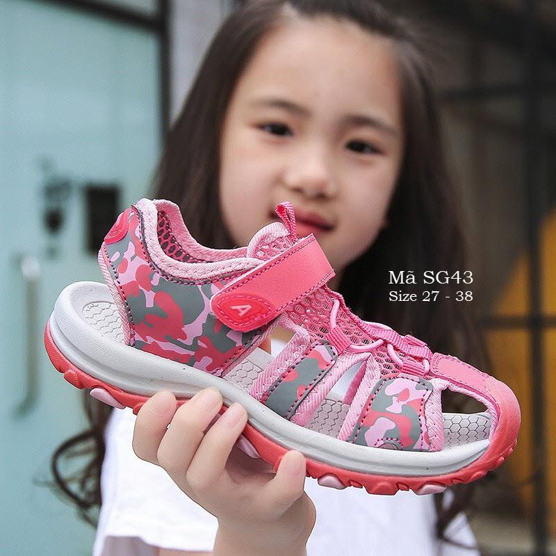 Giày Sandal bít mũi màu hồng cho bé gái 3 - 12 tuổi khỏe khoắn và năng động SG43