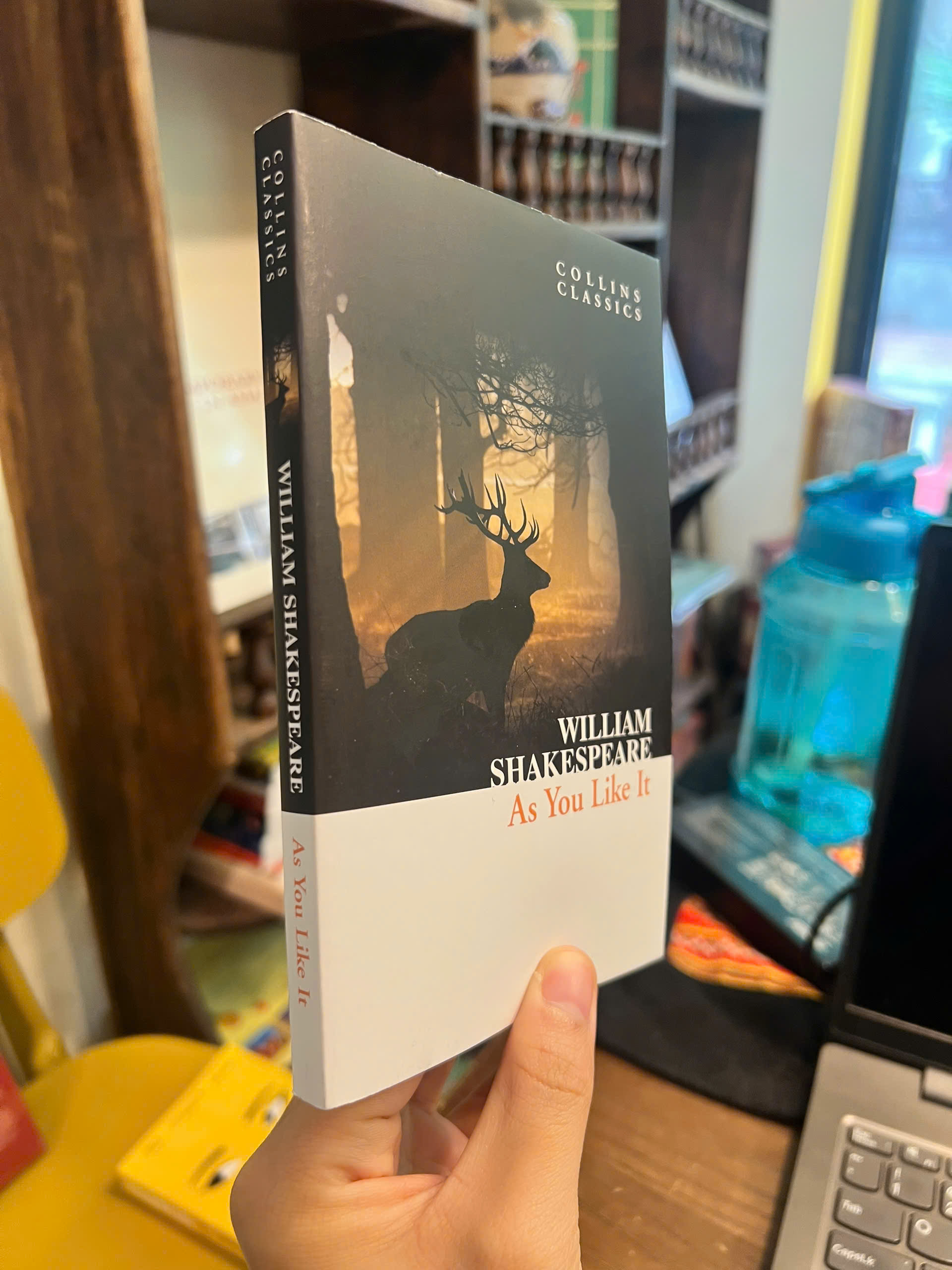 Sách - As You Like It by William Shakespeare | Classics / Plays / Kịch Kinh điển / Nhập khẩu UK