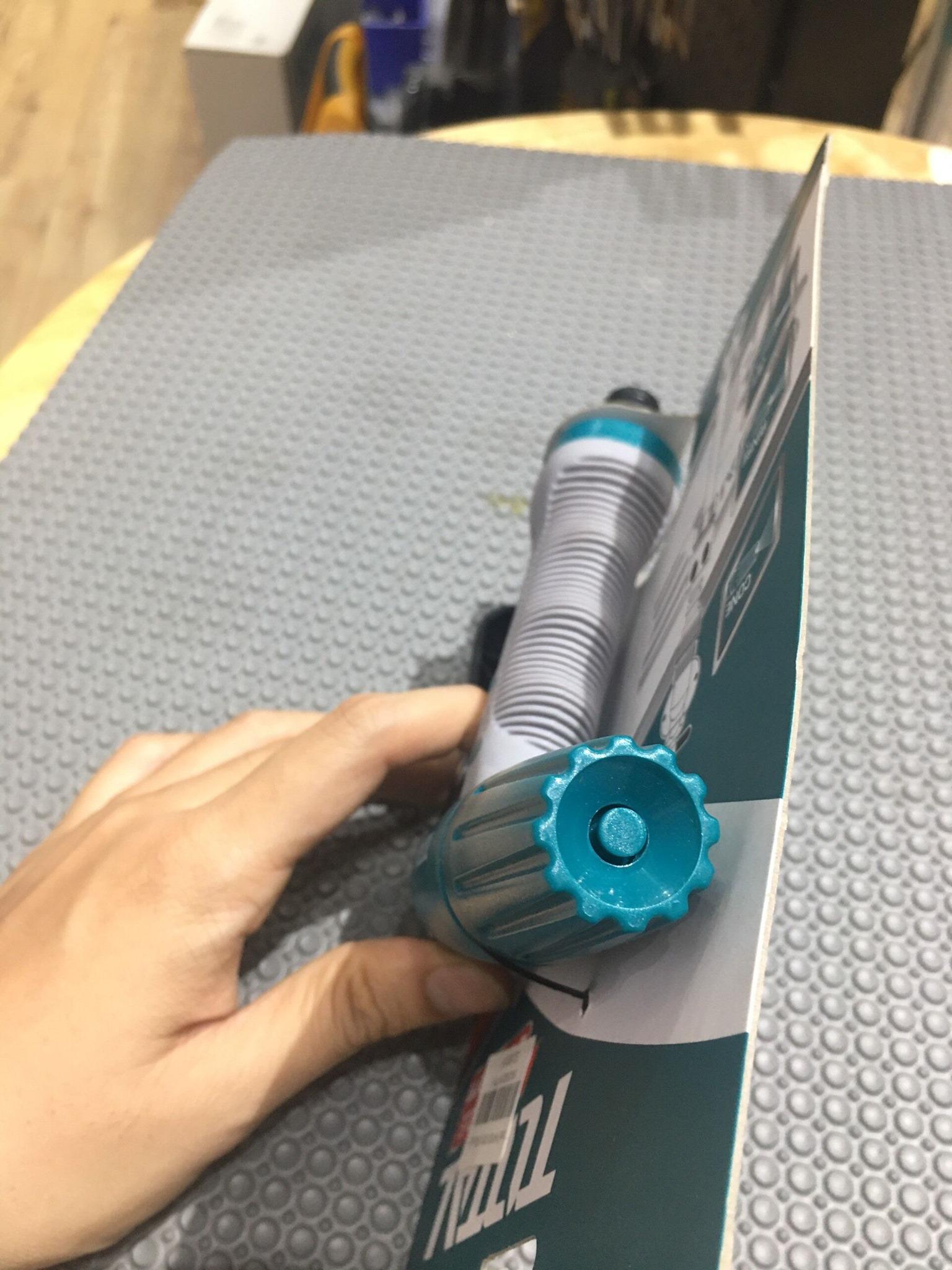 ĐẦU PHUN NƯỚC 1 TIA BẰNG NHỰA TOTAL THWS010301 - HÀNG CHÍNH HÃNG