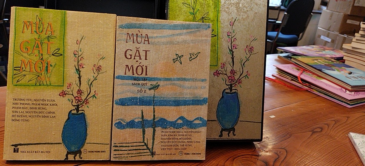 Bộ Sách Đặc Biệt: Mùa Gặt Mới - In Giấy Dó - Hộp Sơn Mài - Trường Phương Books