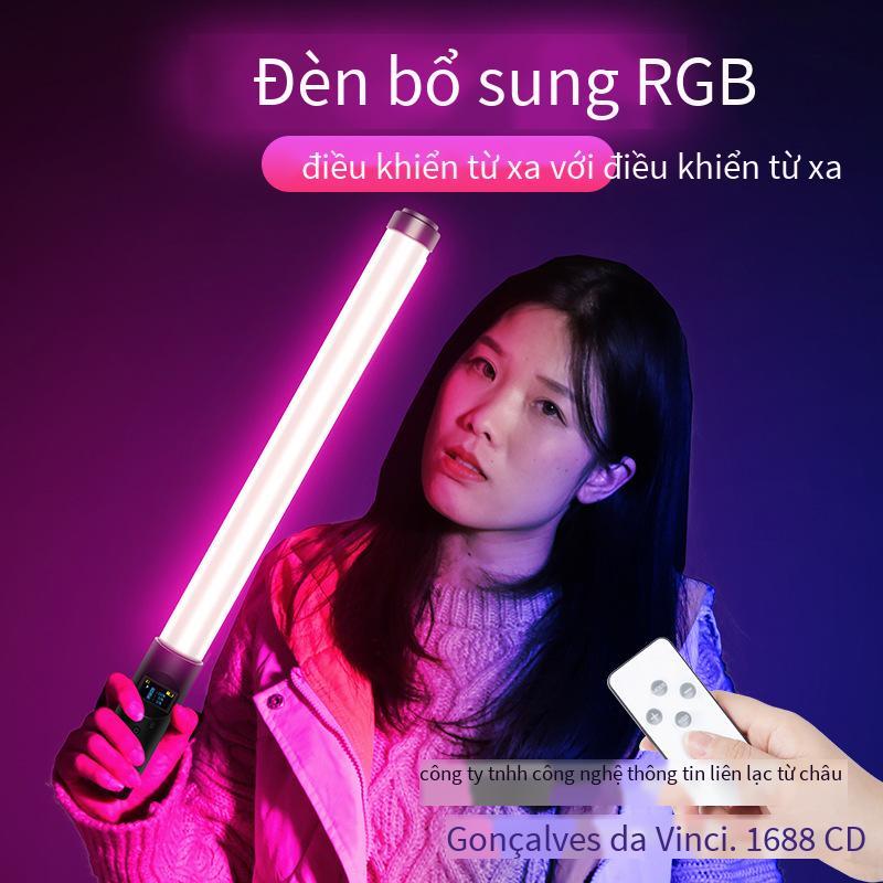 Phong cách mới nhất cầm tay rgb lấp đầy ánh sáng màu ánh sáng trực tiếp chụp ảnh đèn led chụp ảnh trong nhà internet người nổi tiếng mỏ neo chiếu sáng selfie tại nhà