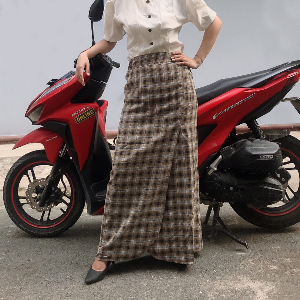 Váy Chống Nắng Thời Trang Cho Nữ Kiểu Dáng Xẻ Tà Thông Minh Chất Vải Mềm Mát Có Cài Nút