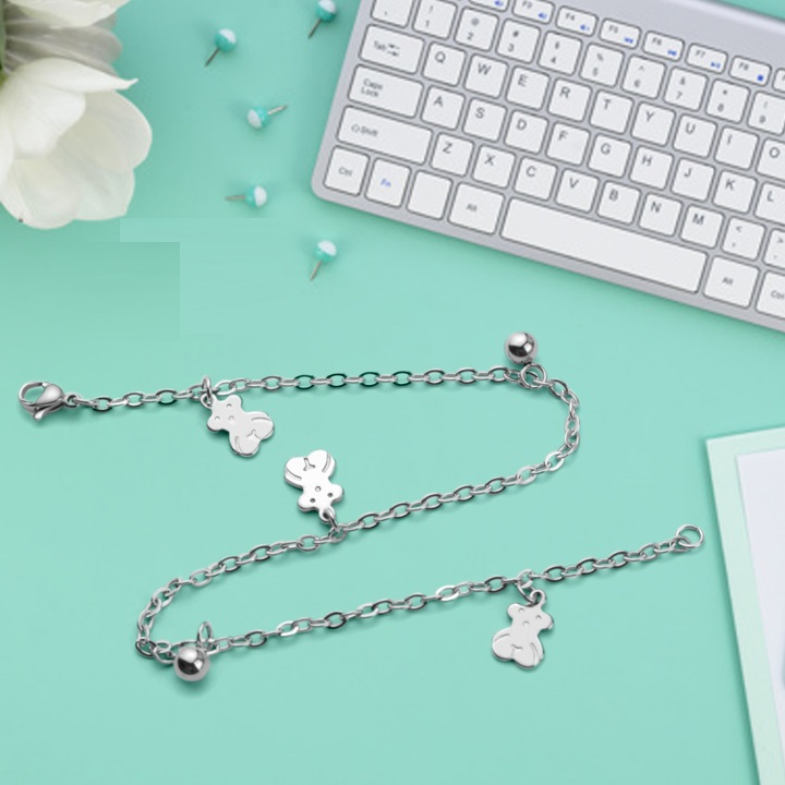 Lắc chân hình con gấu