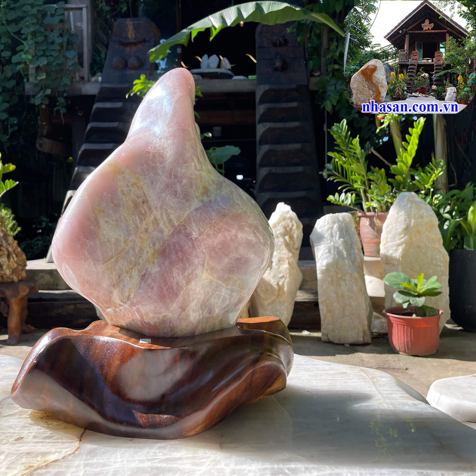 Trụ đá thạch anh hồng tự nhiên nguyên khối trấn trạch T451 nặng 20Kg kích thước 46x28x17cm  – Vật phẩm phong thủy may mắn