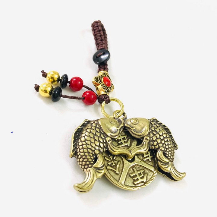 Móc Khóa Đồng Song Ngư Cá Chép, kích thước 4.2 x 0.7cm, màu đồng, dùng để trang trí bàn sách, bàn học, treo trên xe ô tô, treo vào móc khóa - SP005227