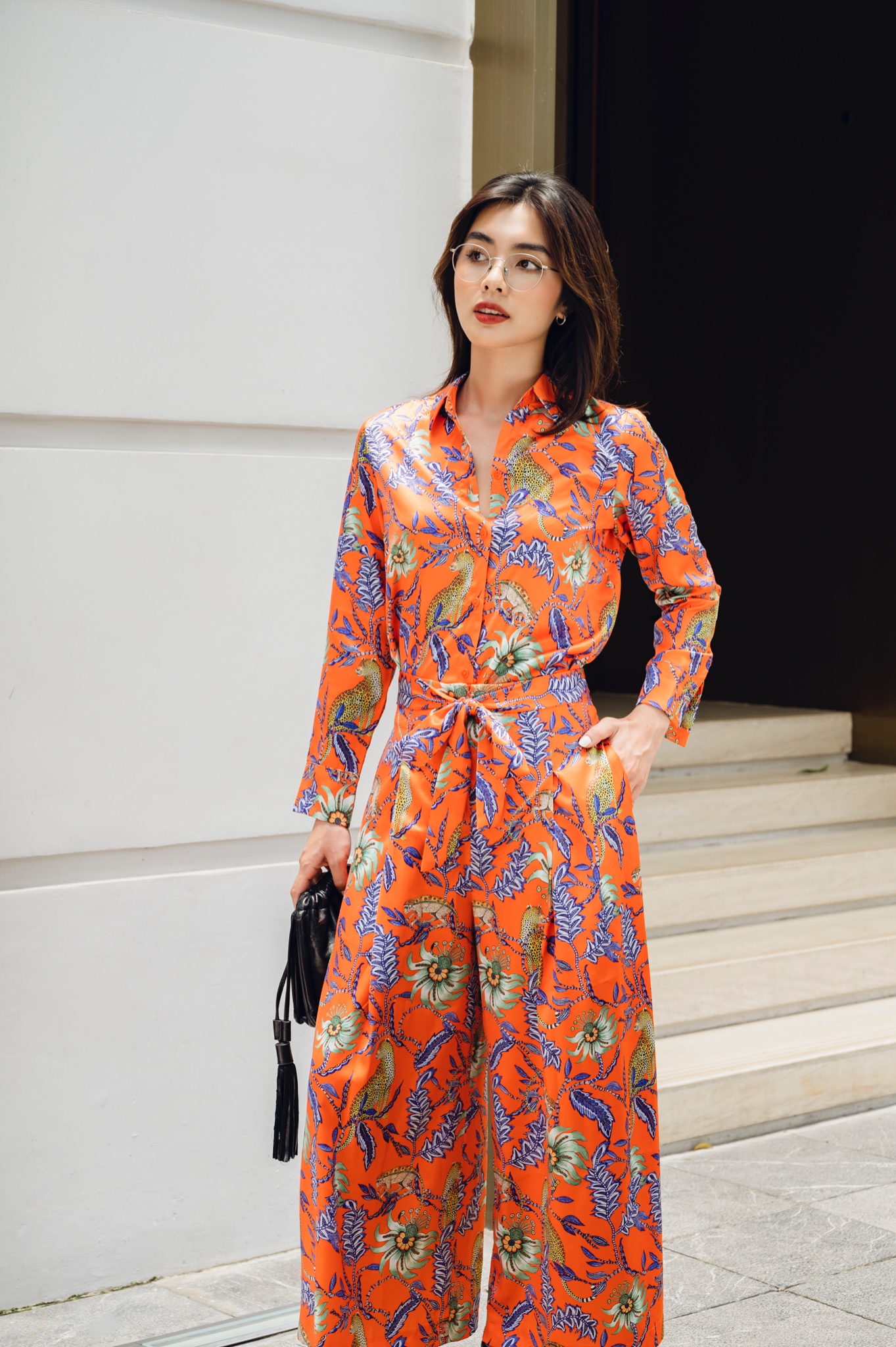 Áo sơ mi lụa báo cam