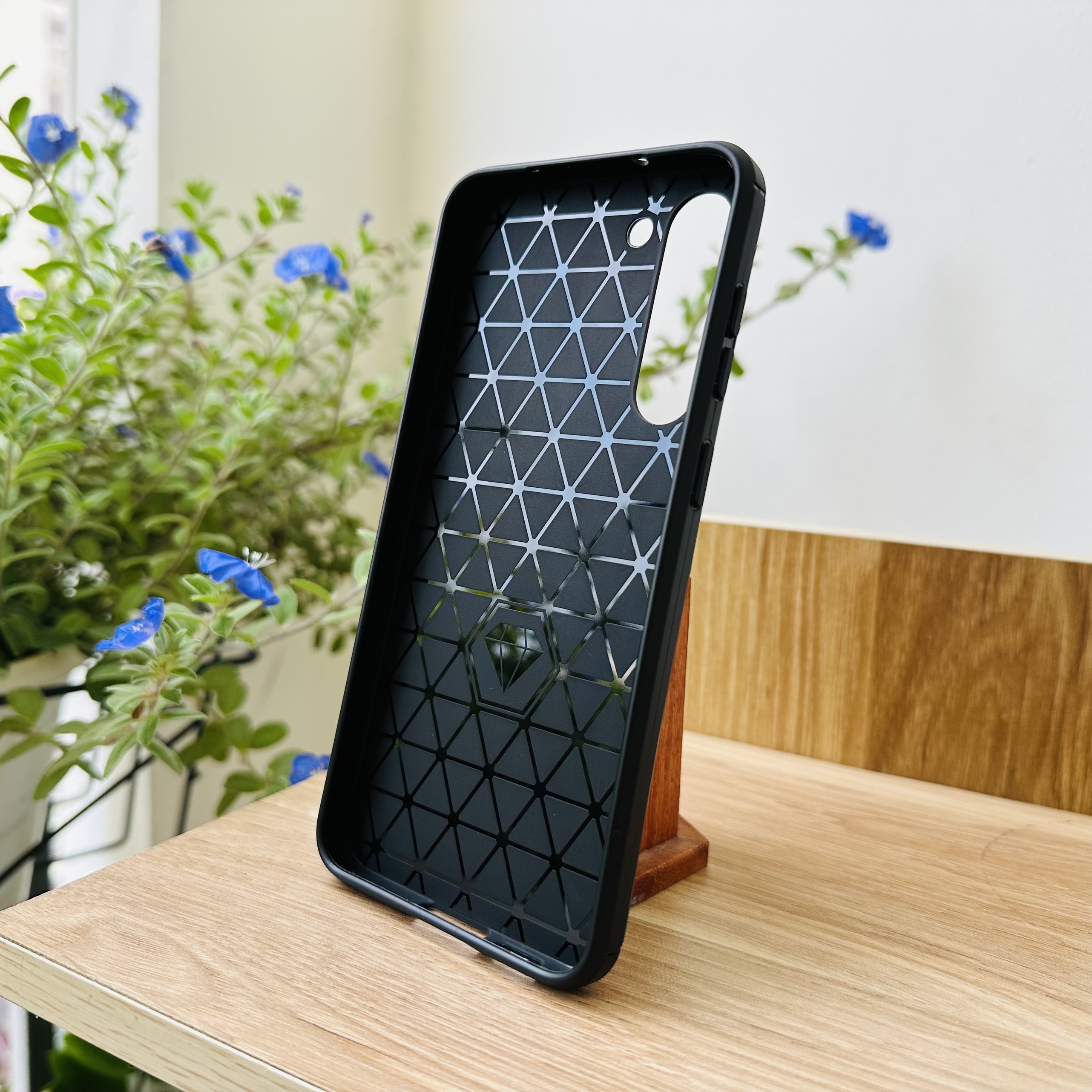 Ốp lưng dành cho Galaxy S23 Plus Likgus armor chống sốc- Hàng chính hãng