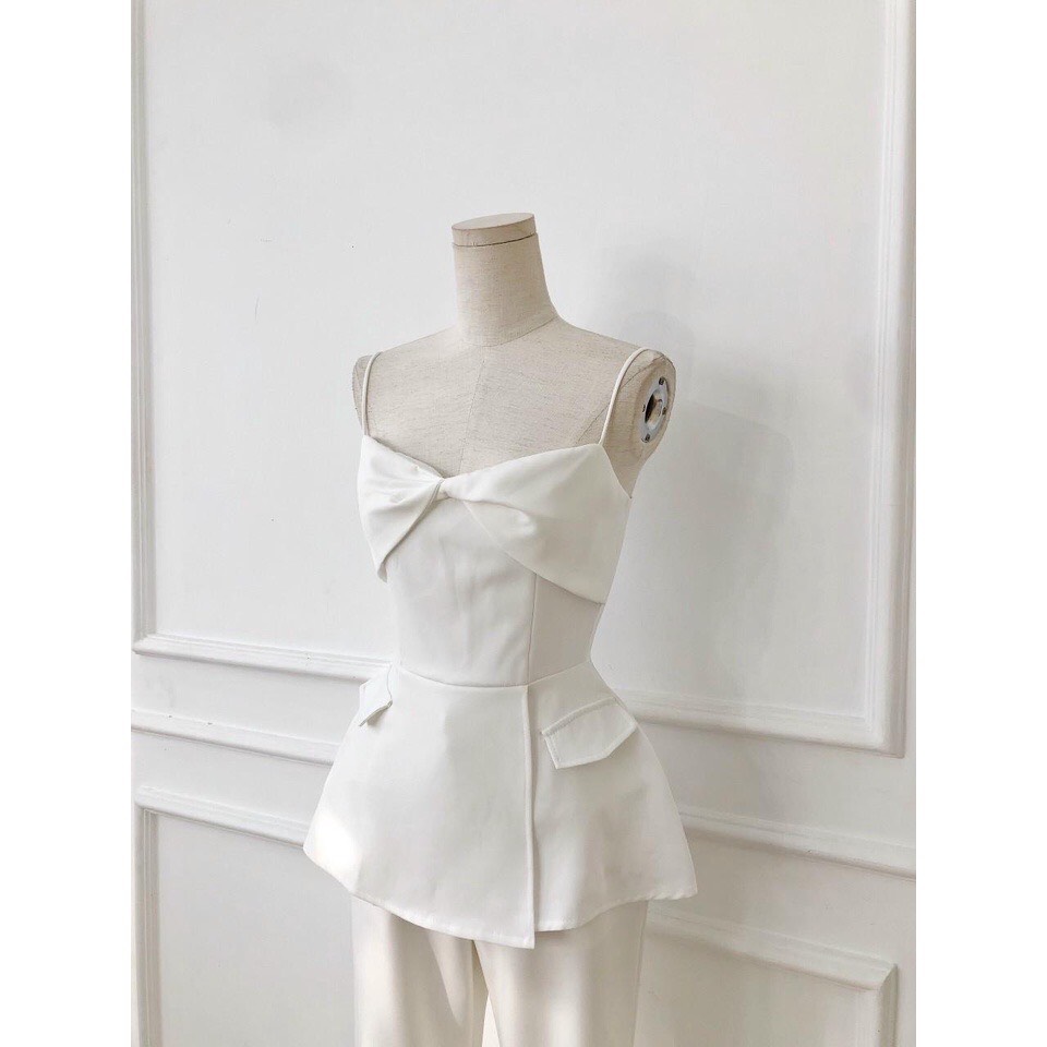 Áo peplum hai dây nơ kiểu, nắp túi form xòe cực sang chảnh