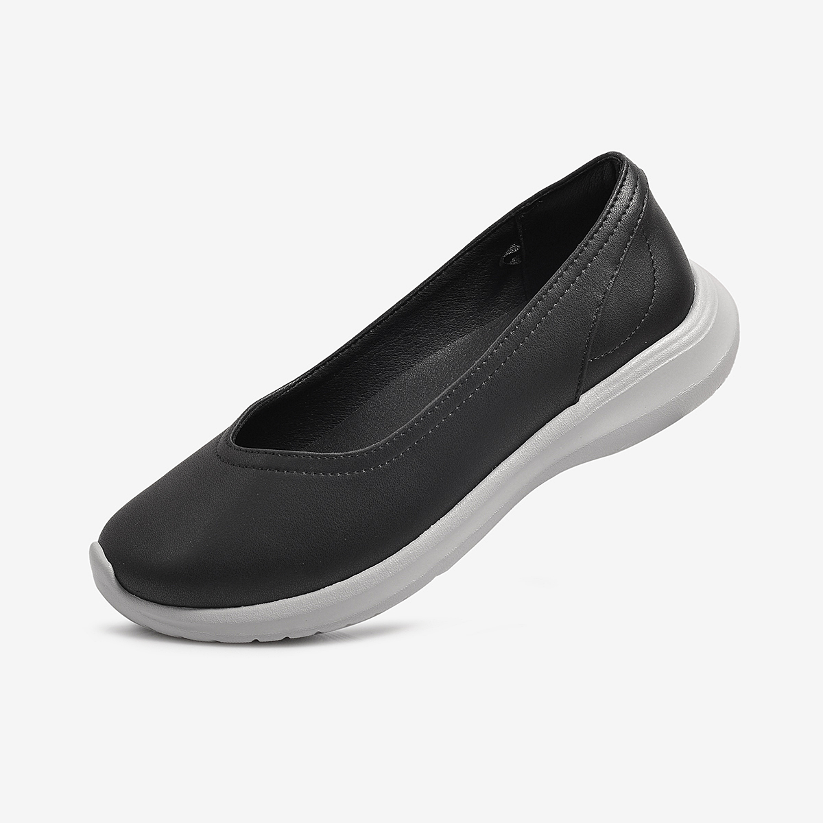 Giày Thể Thao Nữ Biti's Êmbrace BBW002200DEN (Đen)