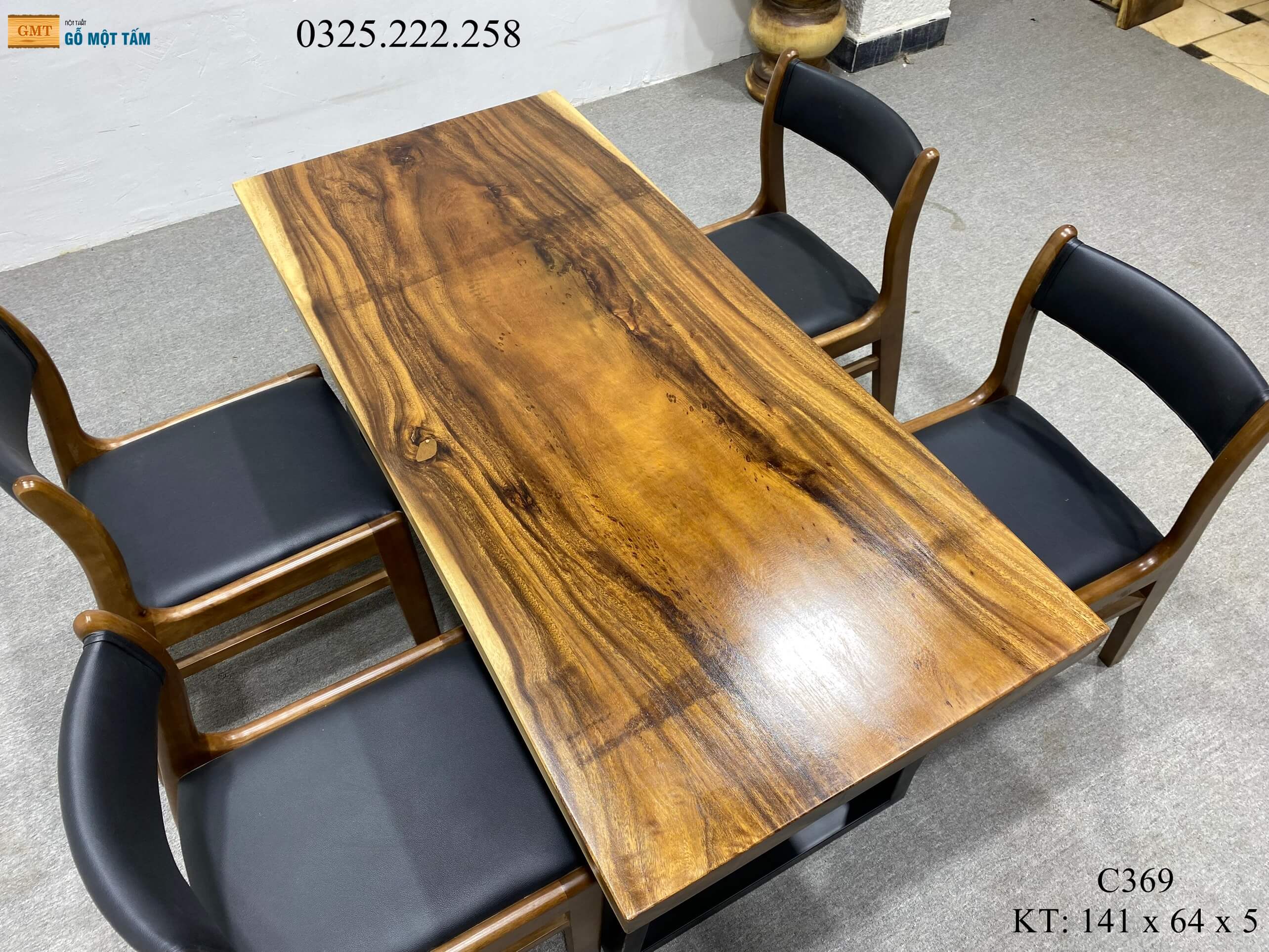 Bàn Sân Vườn Gỗ Me Tây, Bàn Ăn Gỗ Me Tây, Bàn Gỗ Me Tây Nguyên Tấm Dài 1,41m Rộng 64cm Dày 5cm