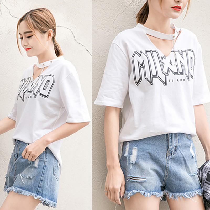 Áo thun nữ tay ngắn cổ chữ V in chữ gợi cảm