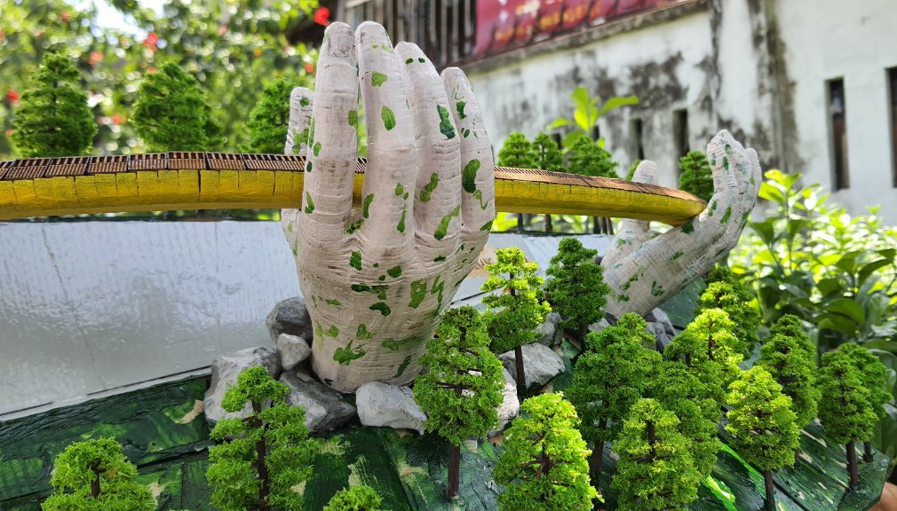 MÔ HÌNH CẦU VÀNG ĐÀ NẴNG 3D