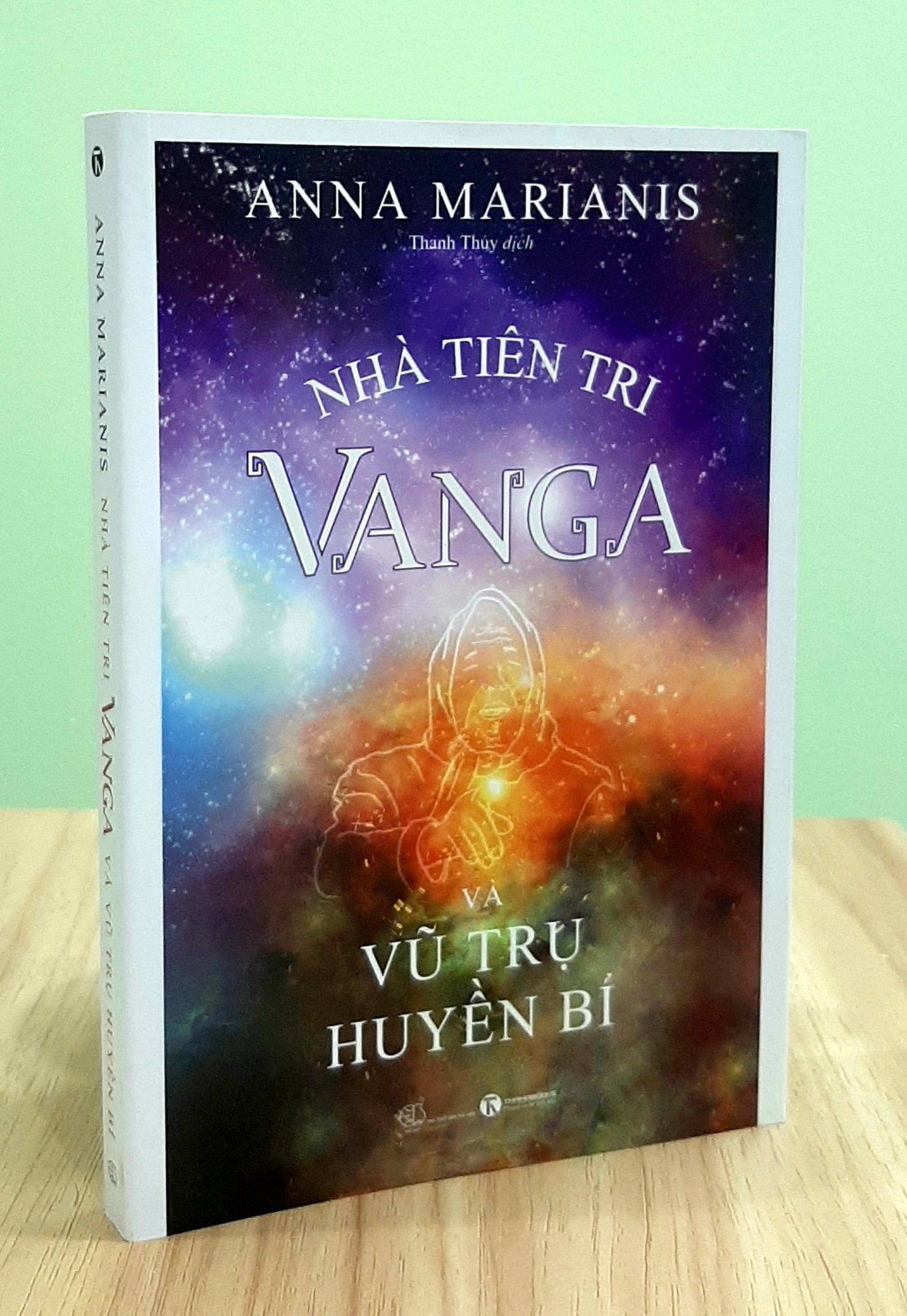 Nhà Tiên Tri Vanga Và Vũ Trụ Huyền Bí