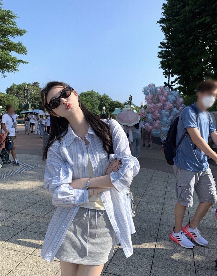 Áo sơ mi khoác ngoài form rộng unisex - Áo sơ mi nữ oversize sọc số 11