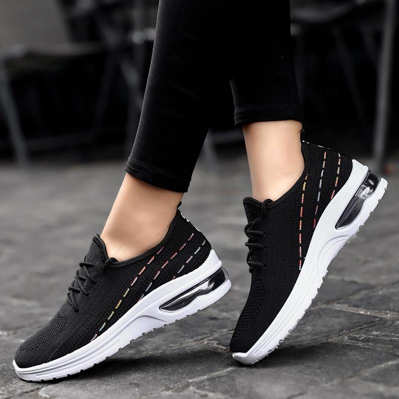 Giày Sneaker Chạy Bộ Nữ Đế Mềm