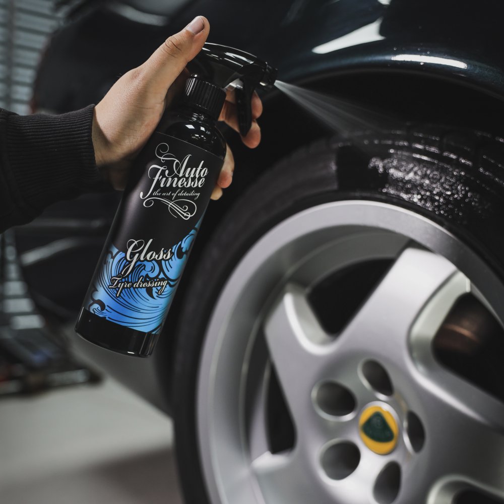 GLOSS Tire Dressing 500ml - Dưỡng lốp: Đánh bóng lốp, Chống phai màu, Ngăn chất bẩn ngấm vào lốp