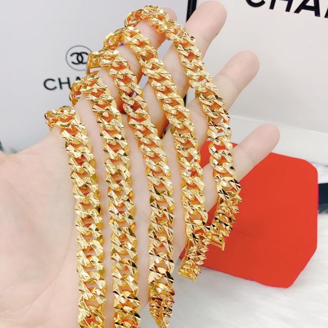 Lắc vuông chạm máy mạ vàng bền màu RCLN