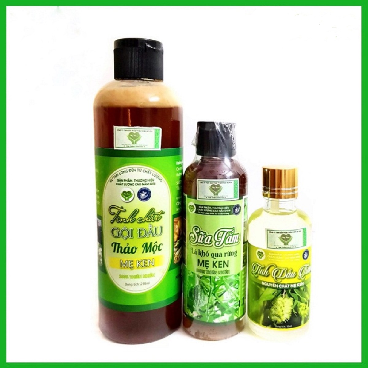 Combo 1 chai Tinh chất dầu gội đầu cô đặc thảo mộc dưỡng tóc MẸ KEN 250ml và 1 chai Tinh chất dầu gội đầu cô đặc thảo mộc dưỡng tóc MẸ KEN 500ml tặng 1 chai tinh dầu sả chanh Mẹ Ken treo xe