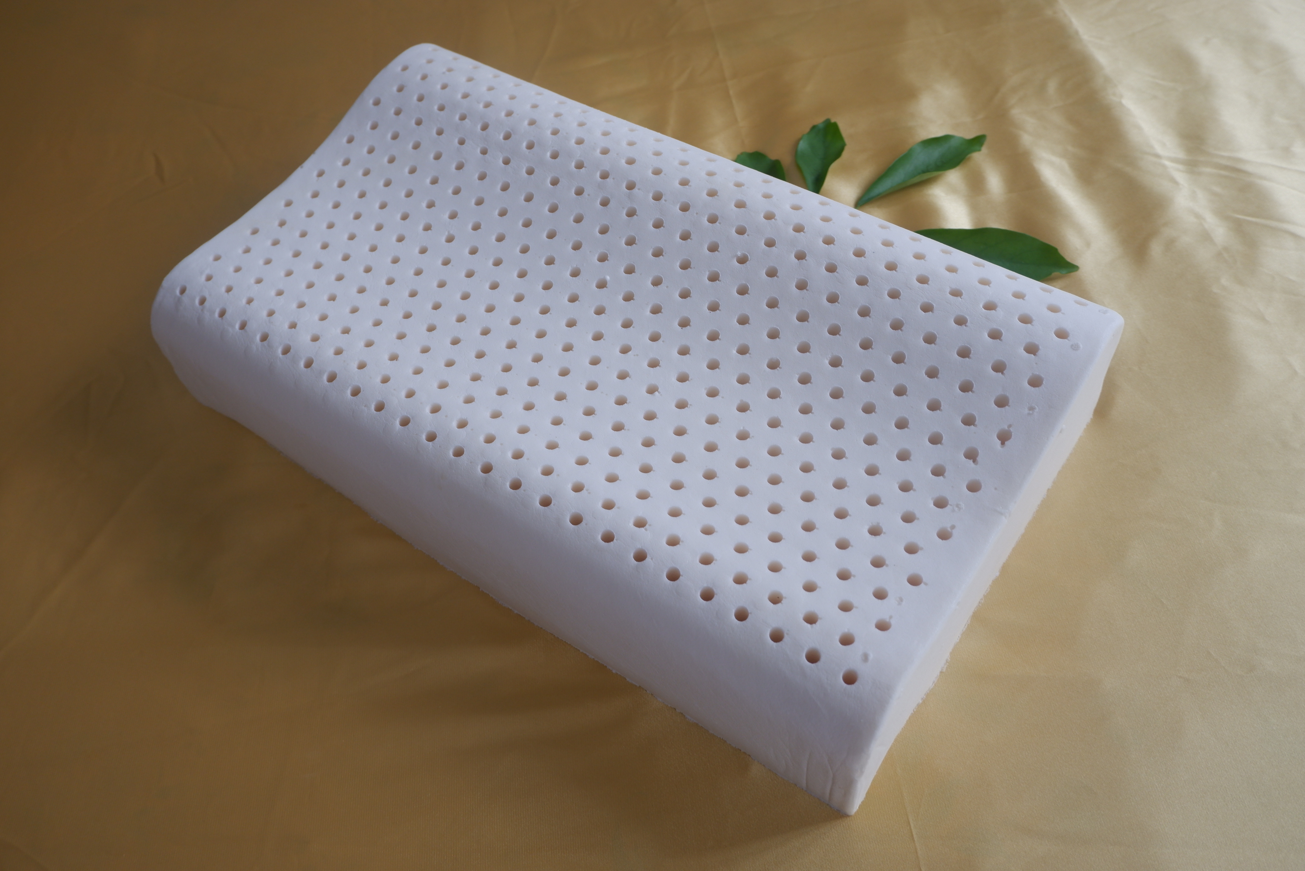 Gối cao su lượn sóng Gold Kiddy kích thước 30*50*10/12cm